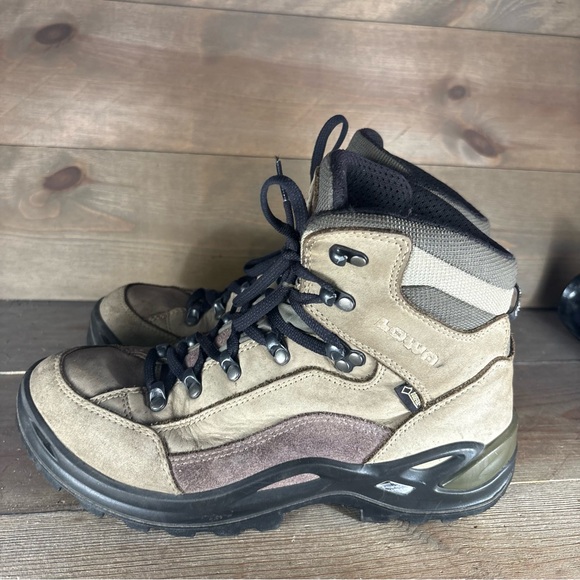 lowa renegade mid womens size 9 shoes brown leather waterproof hiking boots
